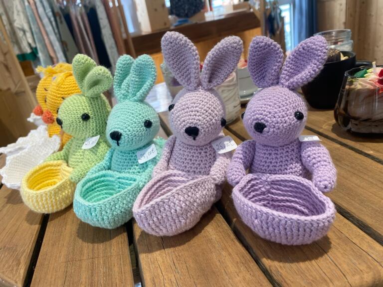 lapins de Pâques crochet haute savoie fait main mylene micoton